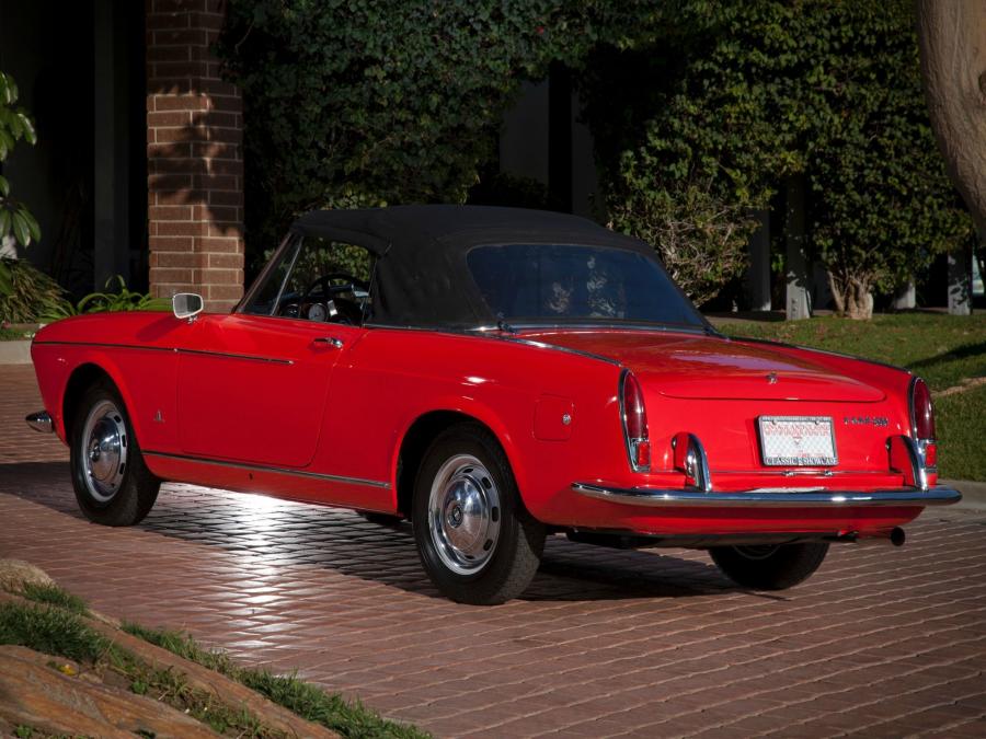  Fiat 1500 Cabriolet 1963 года  (фото 4 из 10)